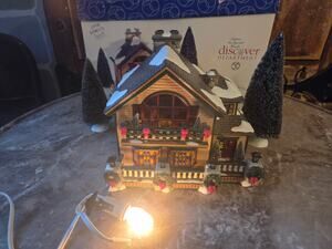 Dept 56 The Original Snow Village- Christmas Lake Chalet